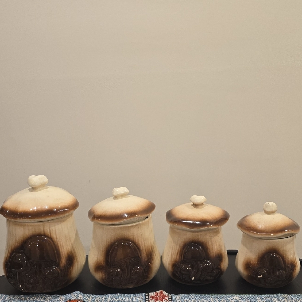 Vintage 70's Arnels Merry Mushroom Canister Set Of 4